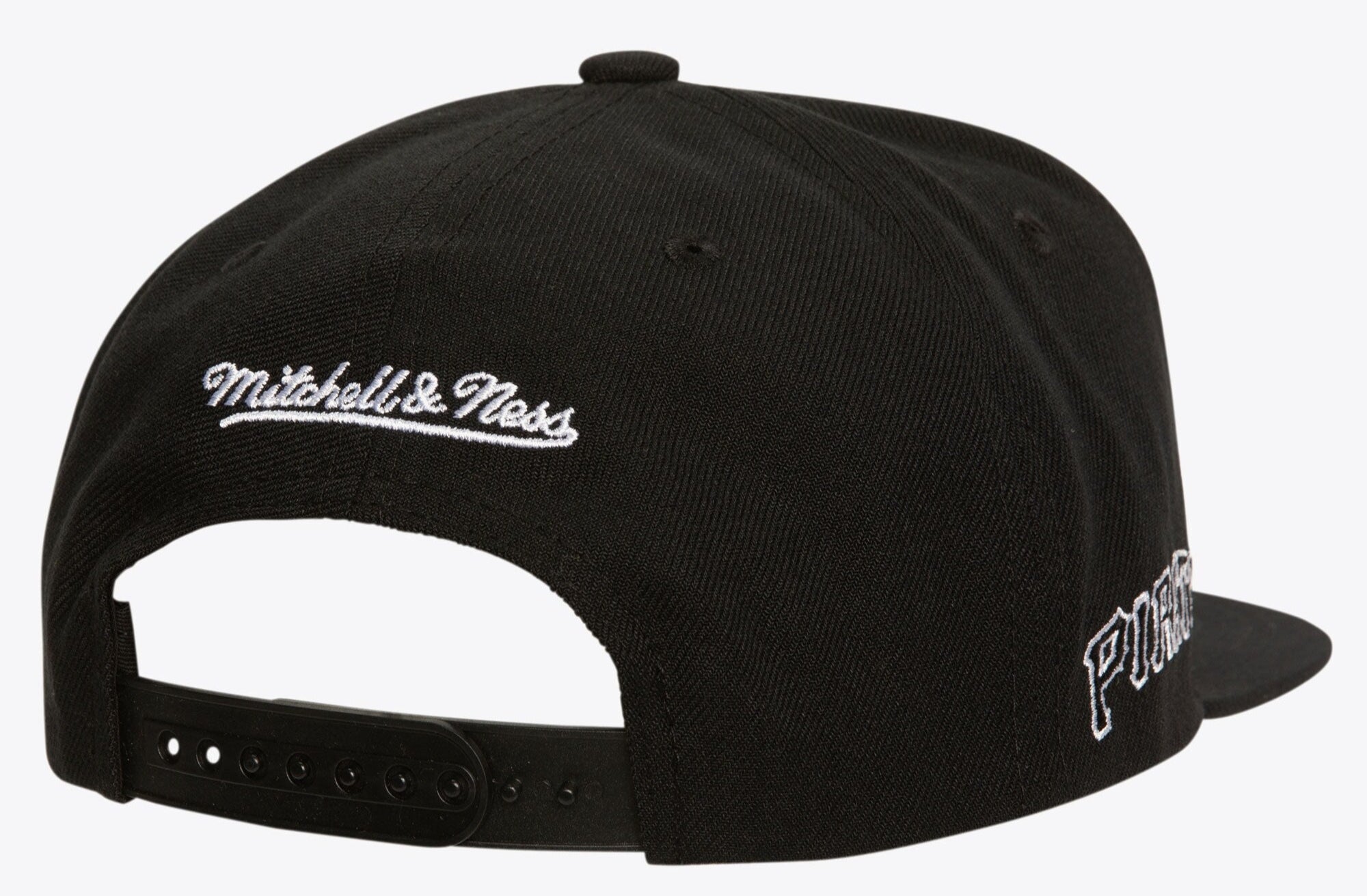 [HS8544-PPIBLCK] MENS MITCHELL & NESS MLB EVERGREEN BLACK WHITE SNAPBACK PIRATES