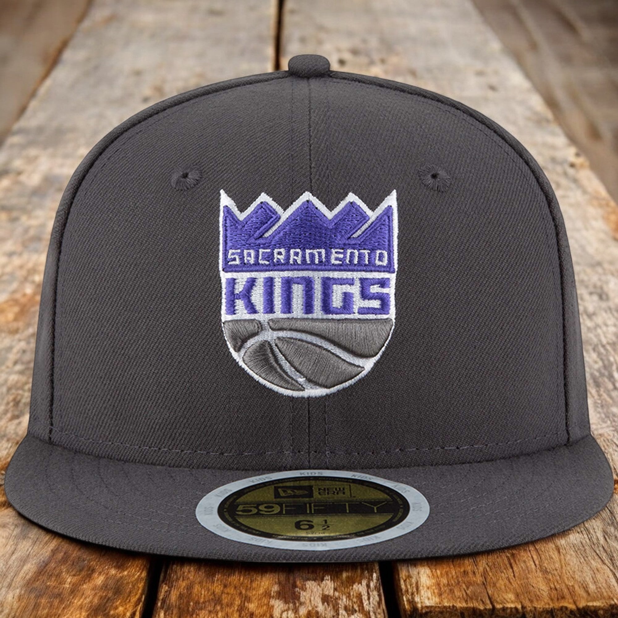 [70343544] MENS NEW ERA NBA SACRAMENTO KINGS 5950 FITTED - DARK GRAY