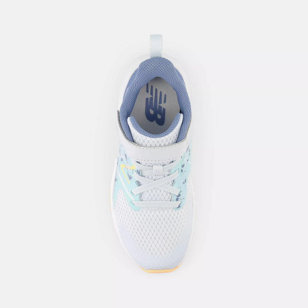[YTRAVIB2 WIDE] PRESCHOOL NEW BALANCE RAVE RUN V2 BUNGEE LACE TOP STRAP WIDE