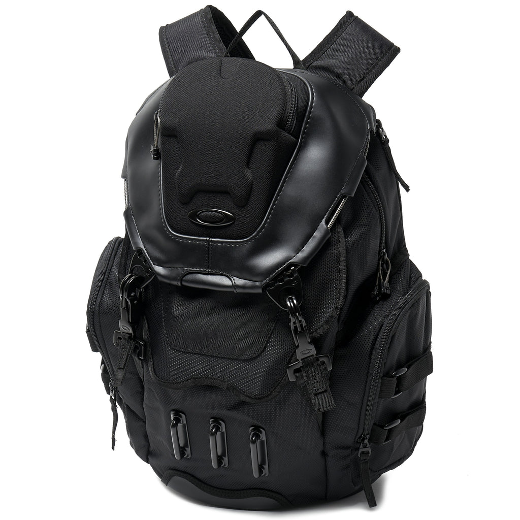 [92356-013] Mens Oakley Bathroom Sink Backpack