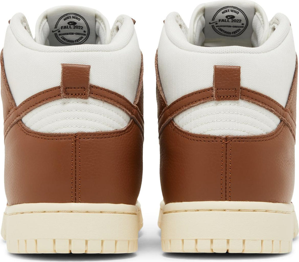 [DQ8800-200] Mens Nike DUNK HIGH PRM 'VINTAGE PECAN SAIL'