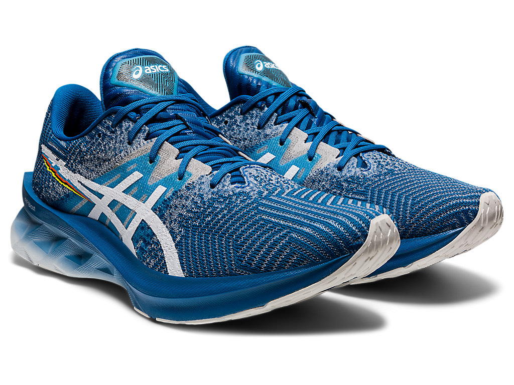 [1011B149-401] Mens Asics NOVABLAST