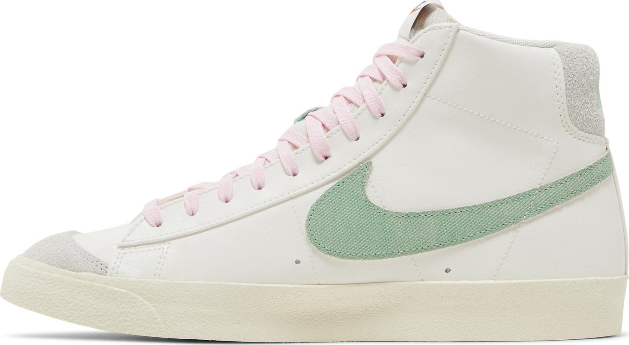 [DO9787-100] Mens Nike BLAZER MID '77 PRM