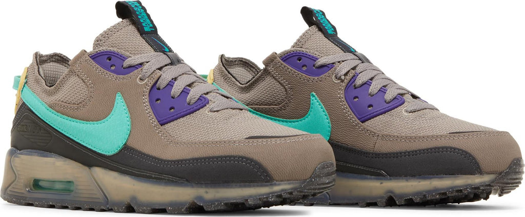 [DQ3987-001] Mens Nike Air Max 90 Terrascape