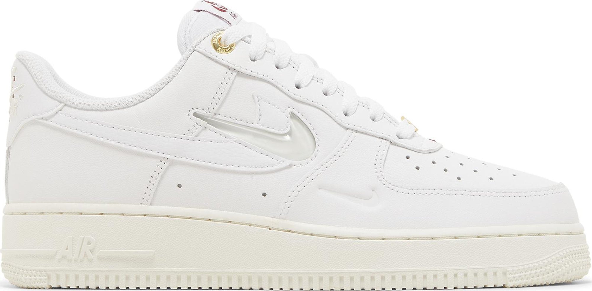 [DQ7664-100] Mens Nike Air Force 1 Low '07 LV8
