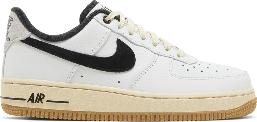 [DR0148-101] Womens Nike AIR FORCE 1 '07 LX LOW 'COMMAND FORCE SUMMIT WHITE BLACK' (W)