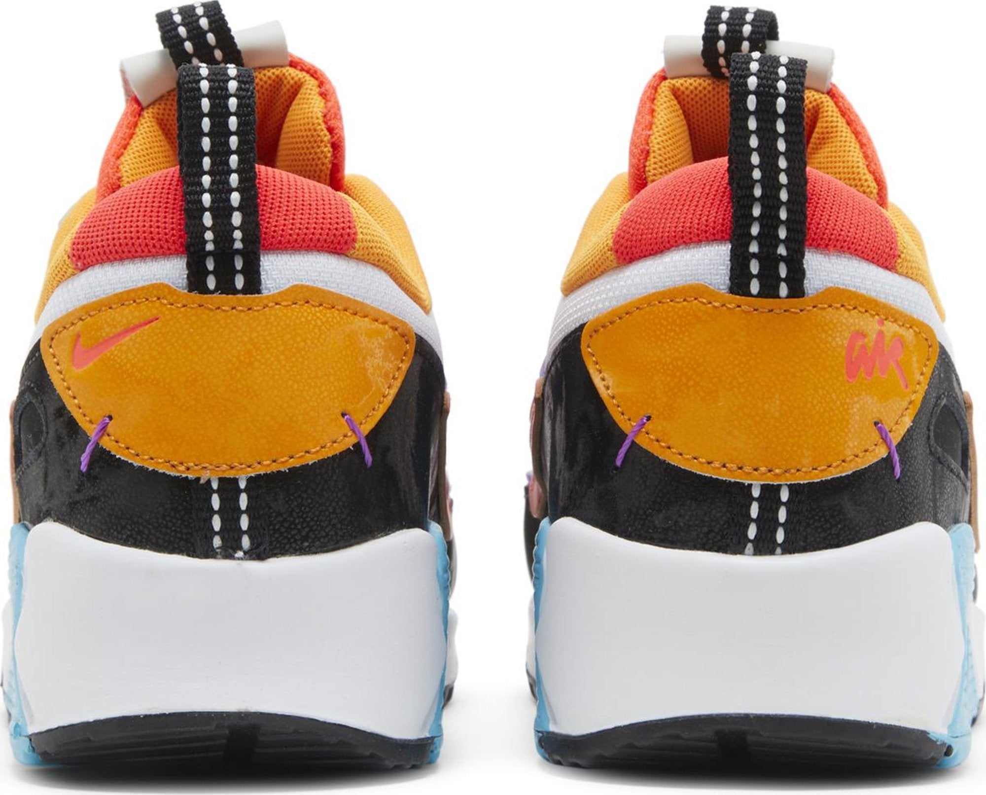 [FD0821-100] Womens Nike AIR MAX 90 FUTURA 'LUNAR NEW YEAR (W)'