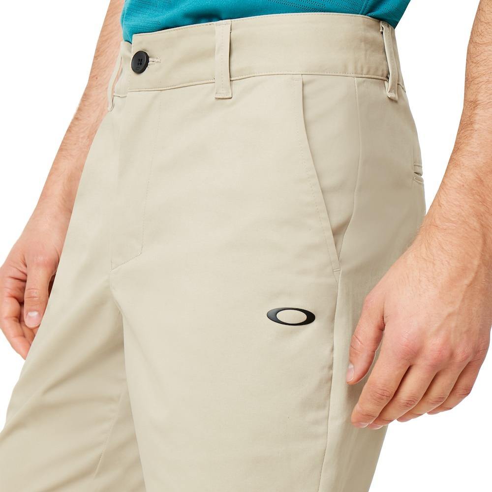 [442467-30W] Mens Oakley Icon Chino Golf Short - sneakAR