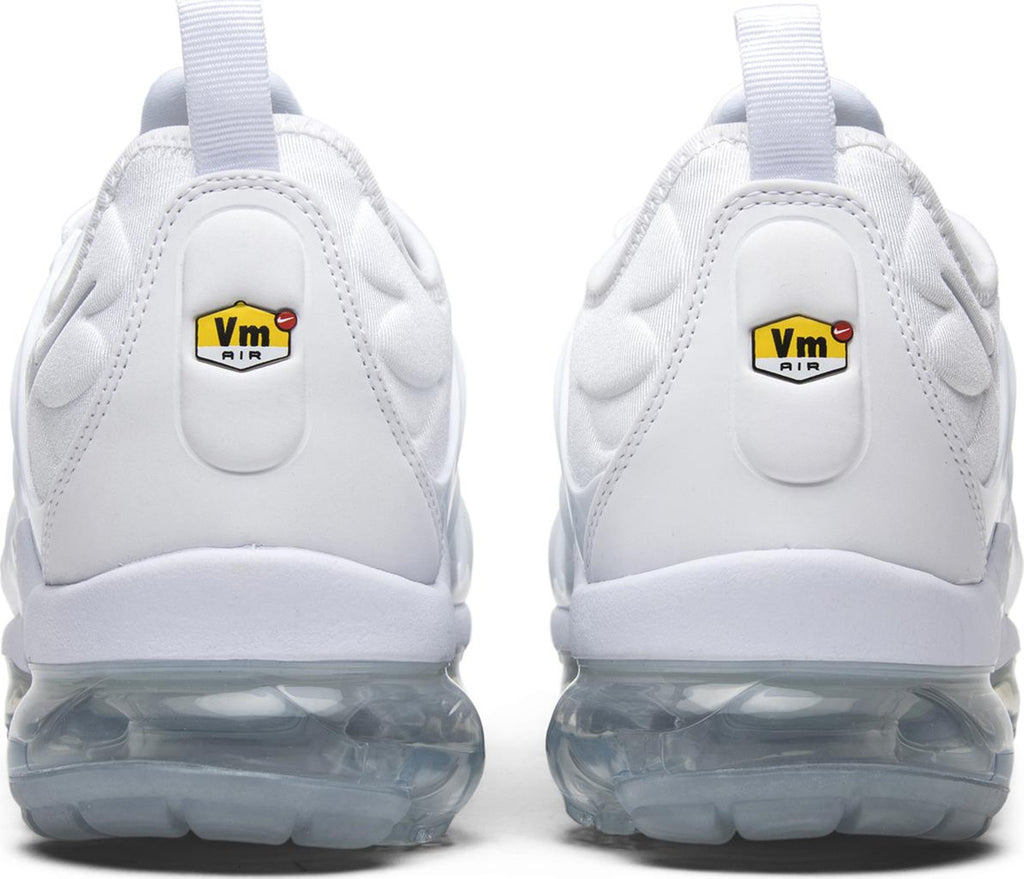 [924453-100] Mens Nike Air Vapormax Plus