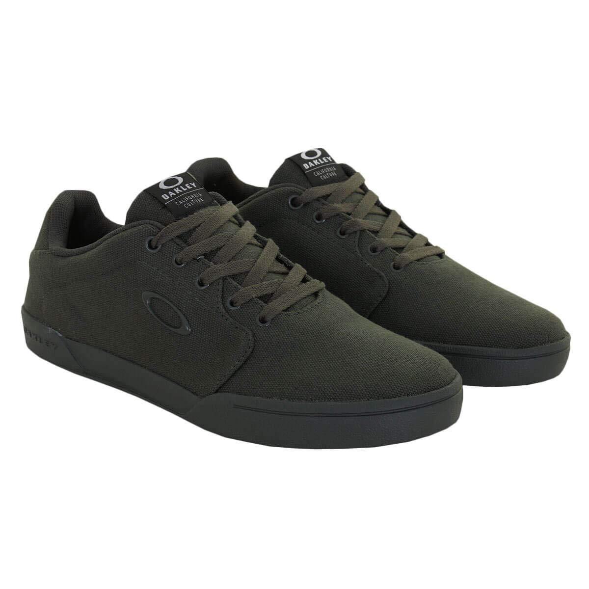 [13551-86V] Mens Oakley Canvas Flyer - sneakAR