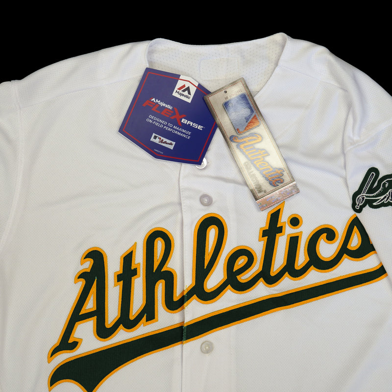Mens MLB Oakland Athletics Authentic On Field Flex Base Jersey - Home White