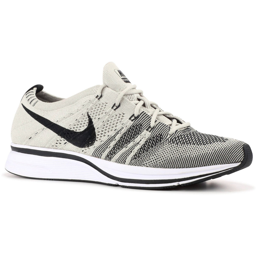 [AH8396 001] Mens Nike Flyknit Trainer