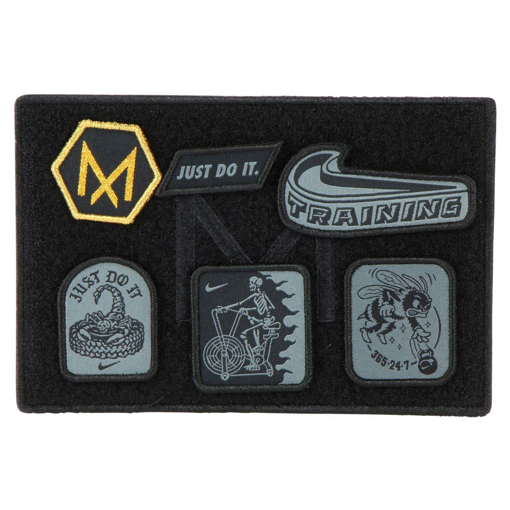 [BQ3088-001] Mens Nike Metcon 4 Patches - sneakAR