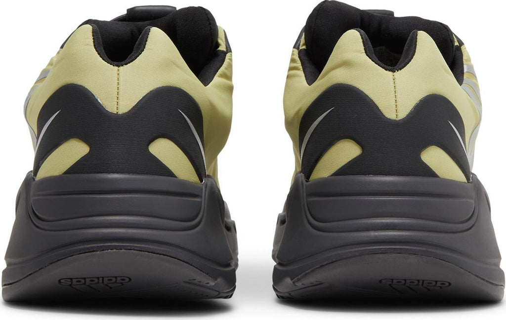 [GW9525] Mens Adidas YEEZY BOOST 700 MNVN RESIN