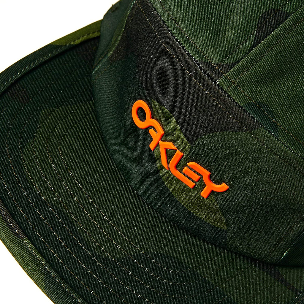 [912021-982] Mens Oakley 5 Panel Cotton Camou Strapback Hat