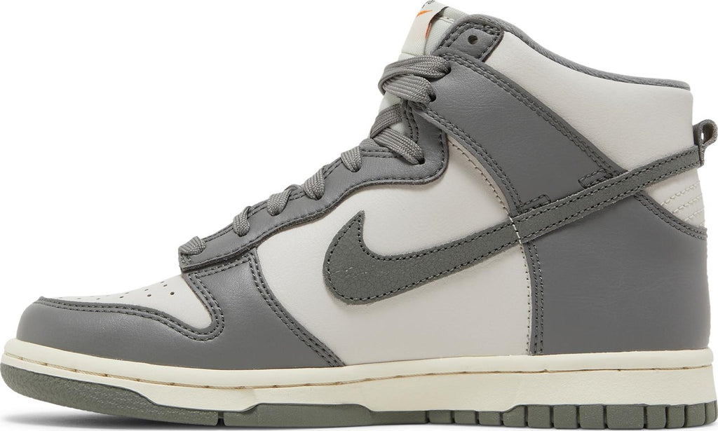[DM1028-001] Youth Nike Dunk High 'Two Tone Grey (GS)'