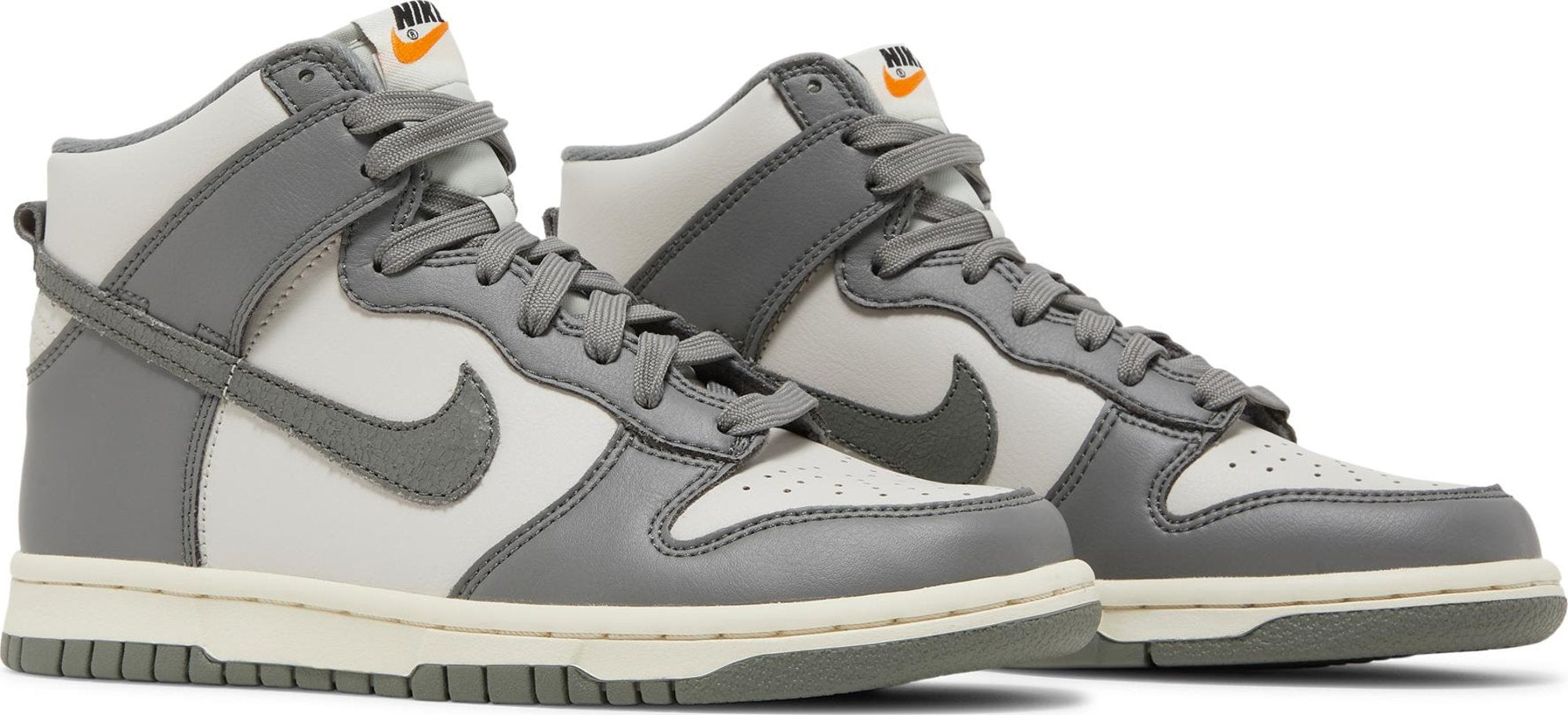 [DM1028-001] Youth Nike Dunk High 'Two Tone Grey (GS)'