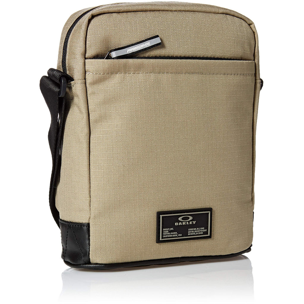 [921520-30W] Mens Oakley Utility Crossover Ipad Case Pack