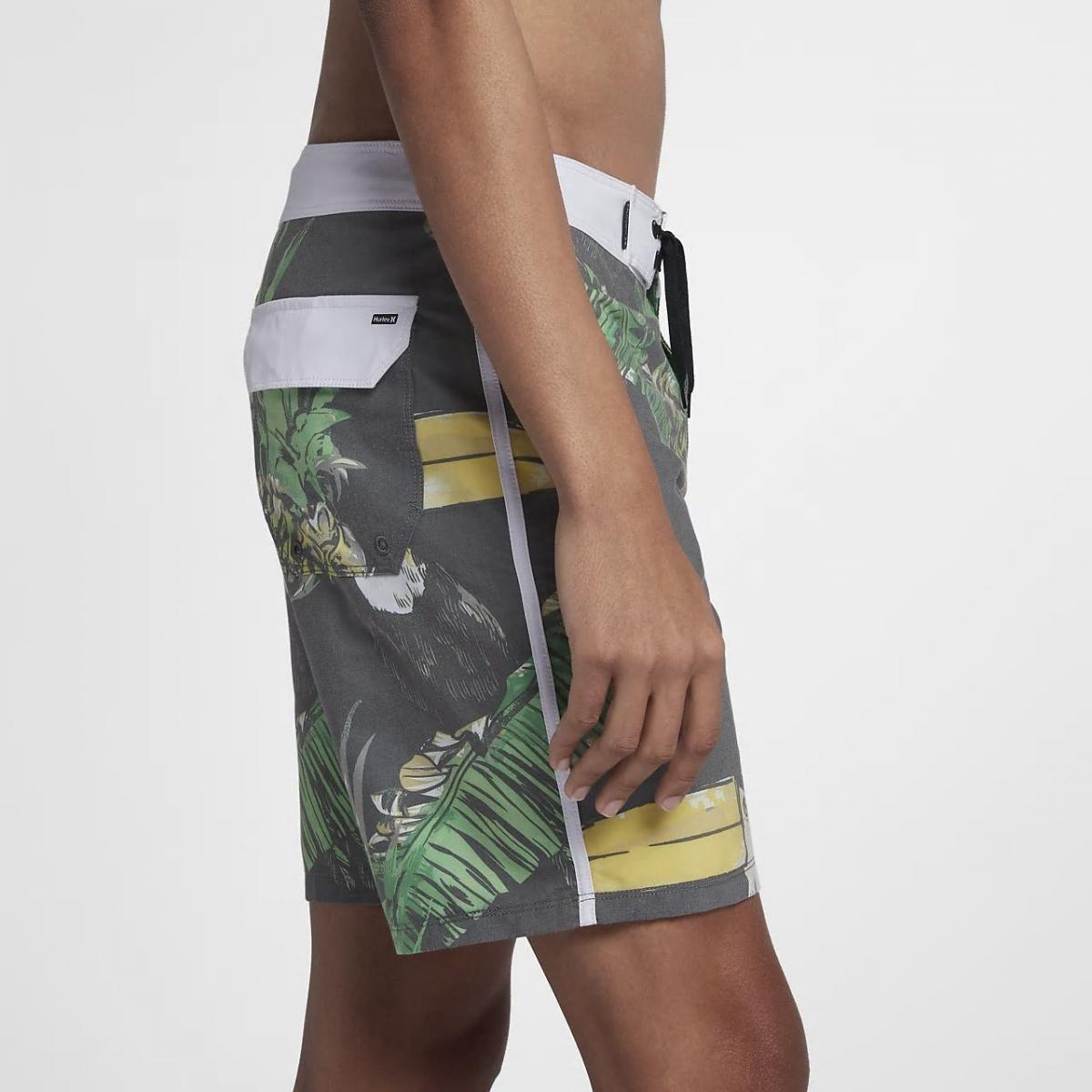 [AH0314-010] Toucan 18" Boardshorts