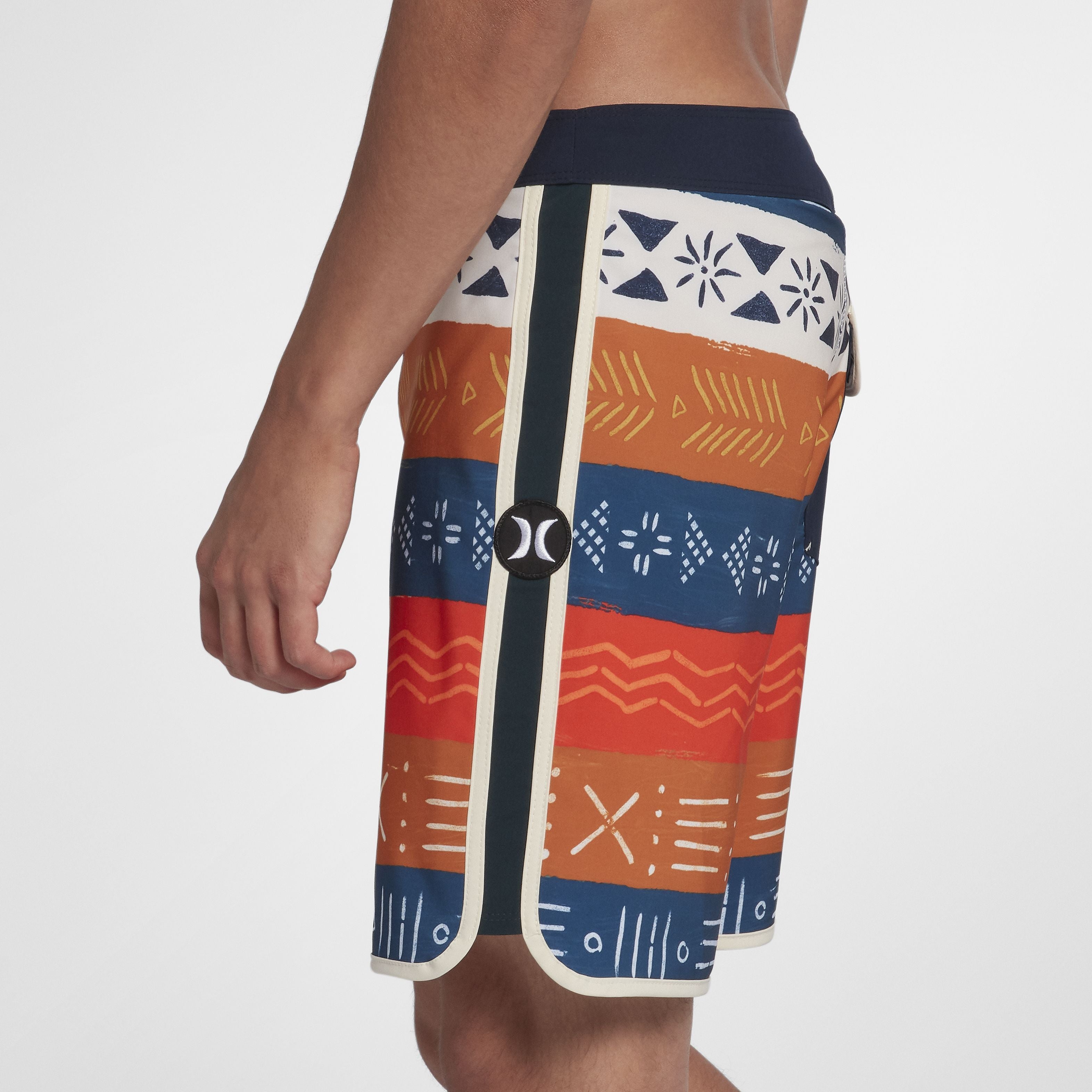 [AJ2065-474] Phantom Native 18" Boardshorts