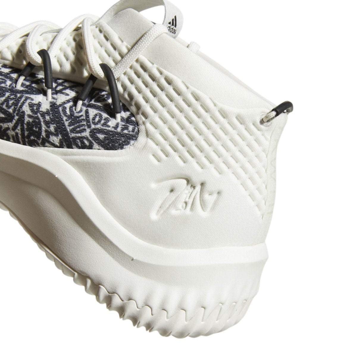 [AQ0597] Dame 4