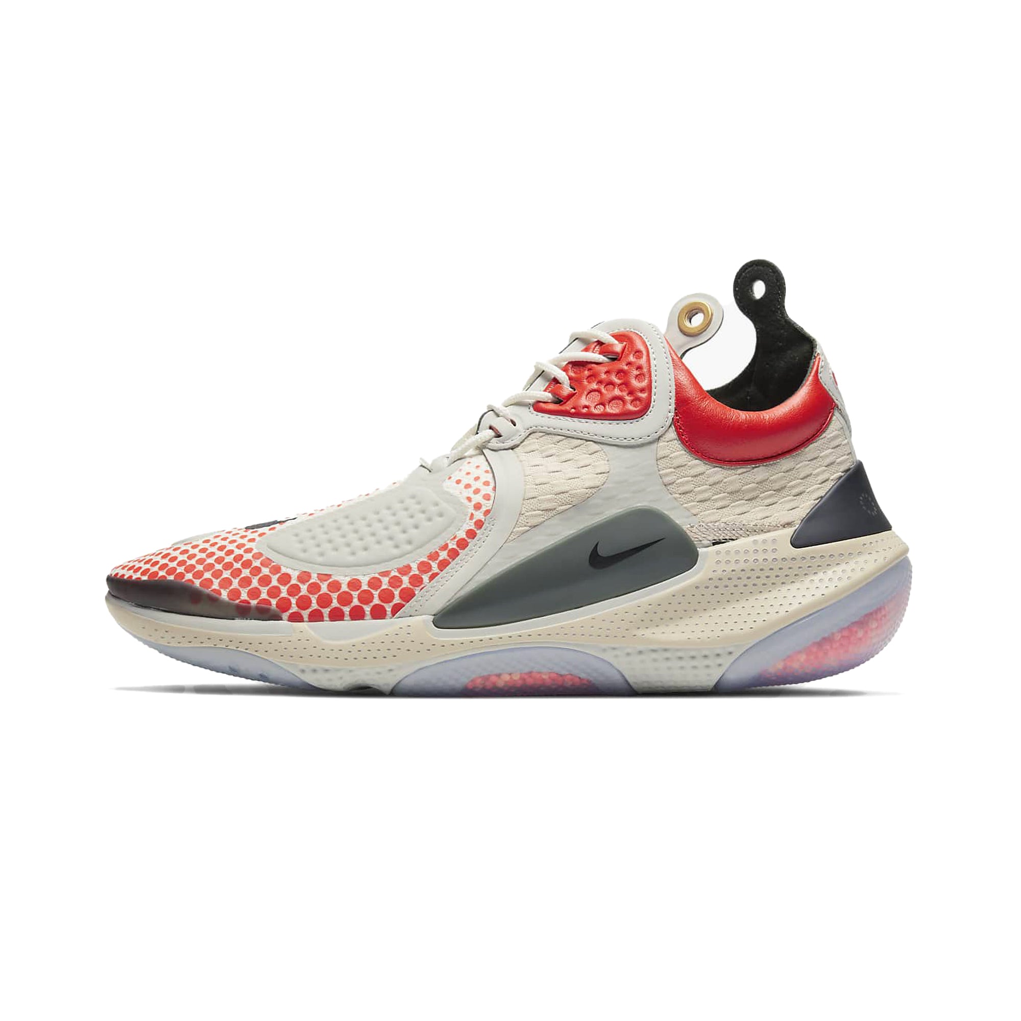 [AT6395-101] Mens Nike Joyride CC3 Setter