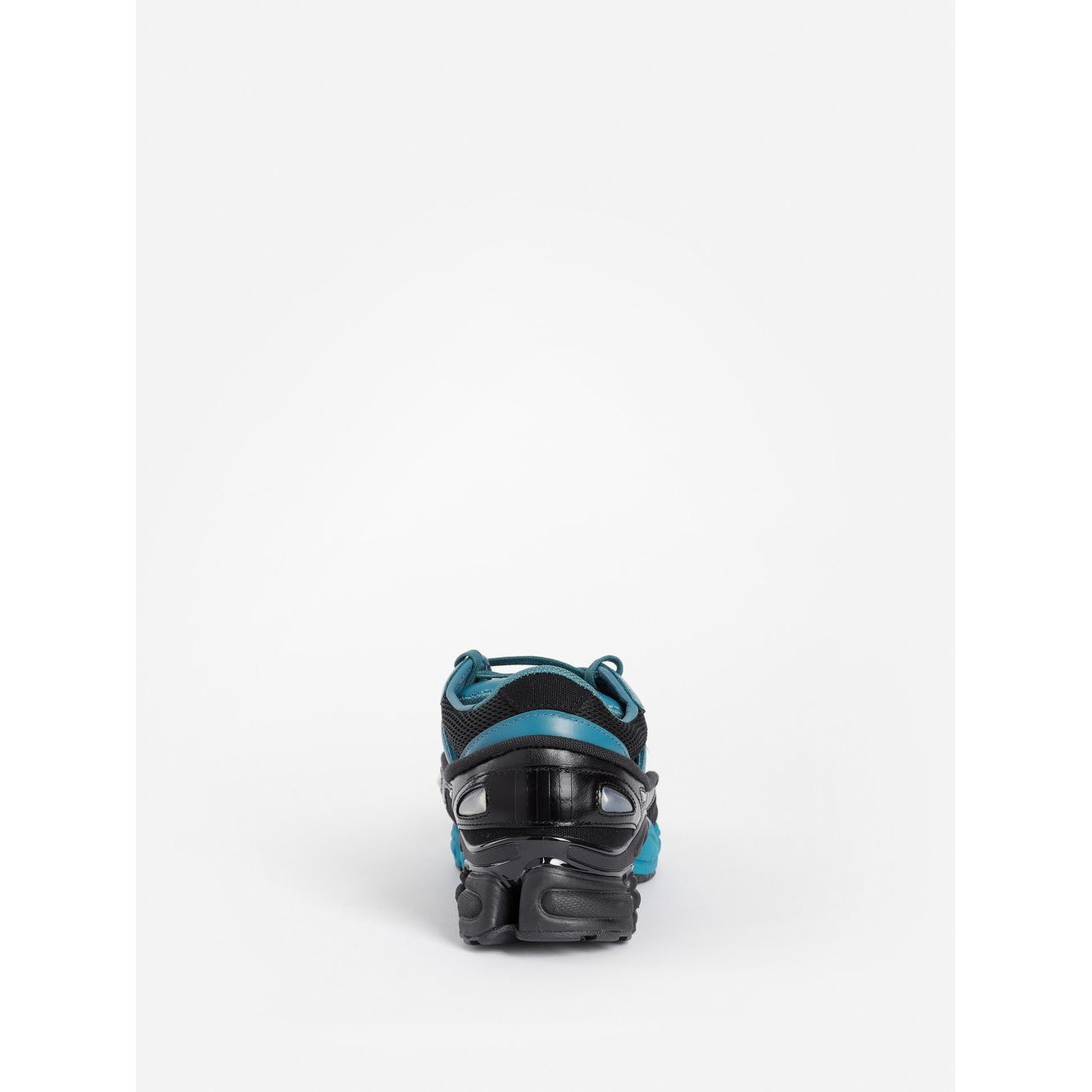 [B27939] RS Replicant Ozweego Limited