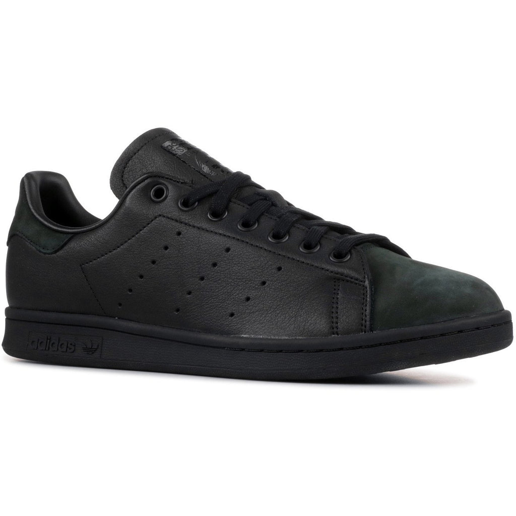 [B37922] Stan Smith