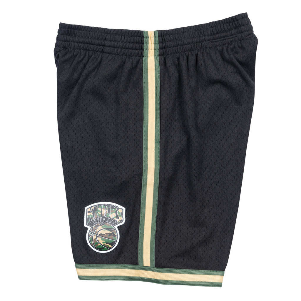Mens Mitchell & Ness NBA Straight Fire Camo Swingman Shorts 1991 NY Knicks