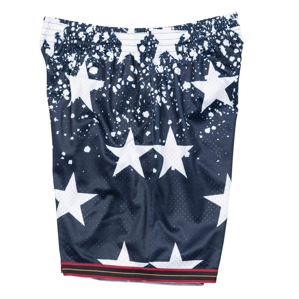 [BA39W0-P76-B-M3O] Mens Mitchell & Ness NBA 4th Of July Short 1997 76ers