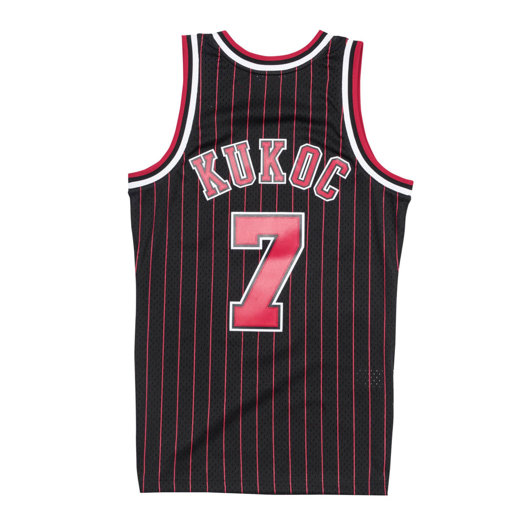 [BA81MBCBUKJI2] Mens Mitchell & Ness NBA Swingman Jersey Bulls Toni Kukoc
