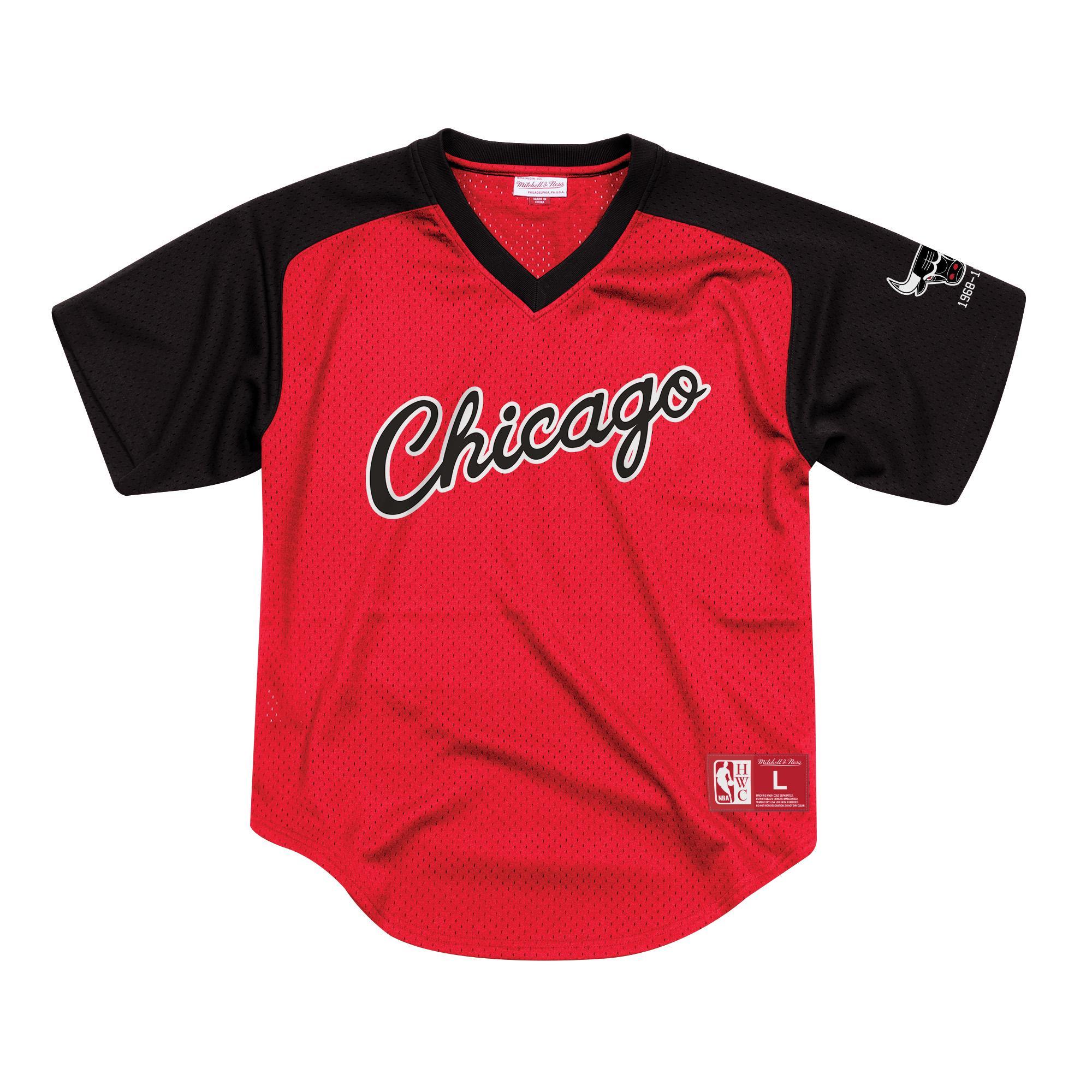 [BA87OQ-CBU-R-FL3] Mens Mitchell & Ness NBA Final Seconds Mesh V-Neck Bulls