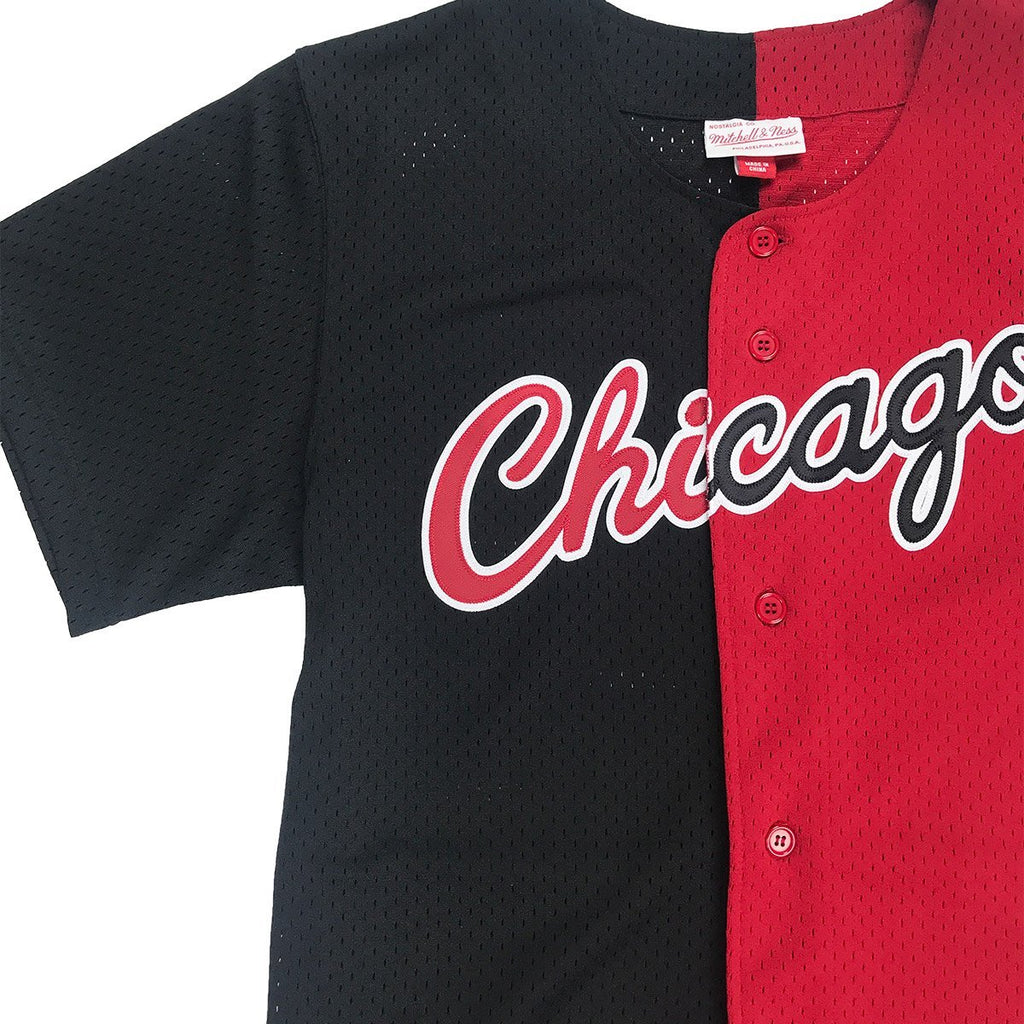 [BA88XI-CBU-K-HEW] Mens Mitchell & Ness NBA Split Color Mesh Button Front Bulls