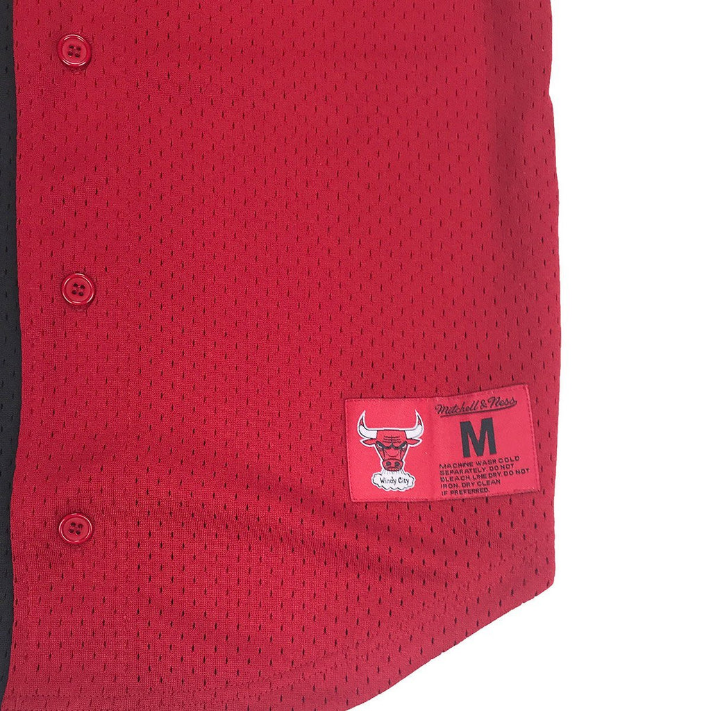 [BA88XI-CBU-K-HEW] Mens Mitchell & Ness NBA Split Color Mesh Button Front Bulls