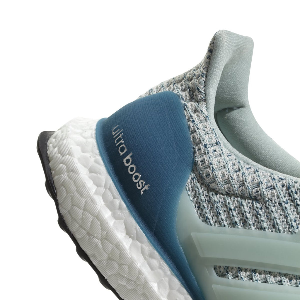 [BB6154] Womens Adidas UltraBOOST
