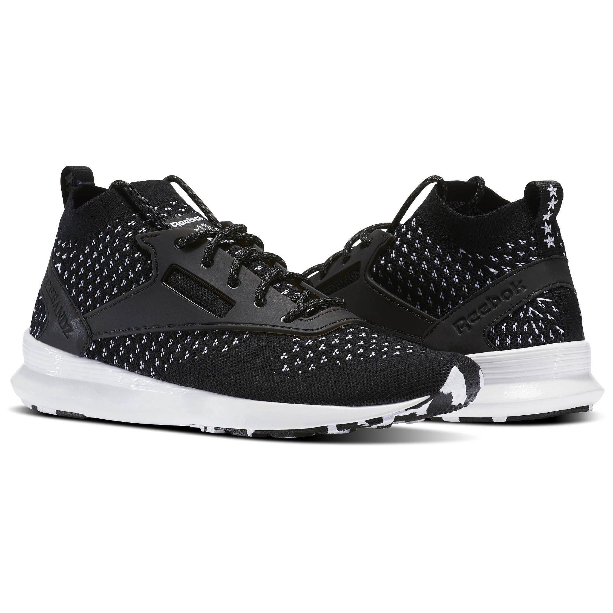 [BD5852] Zoku Runner Ultraknit IS
