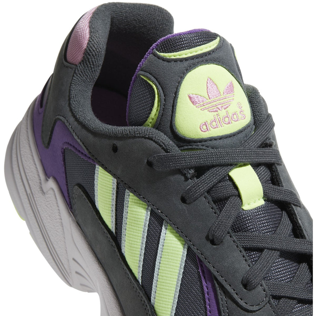 [BD7655] Mens Adidas Yung-1