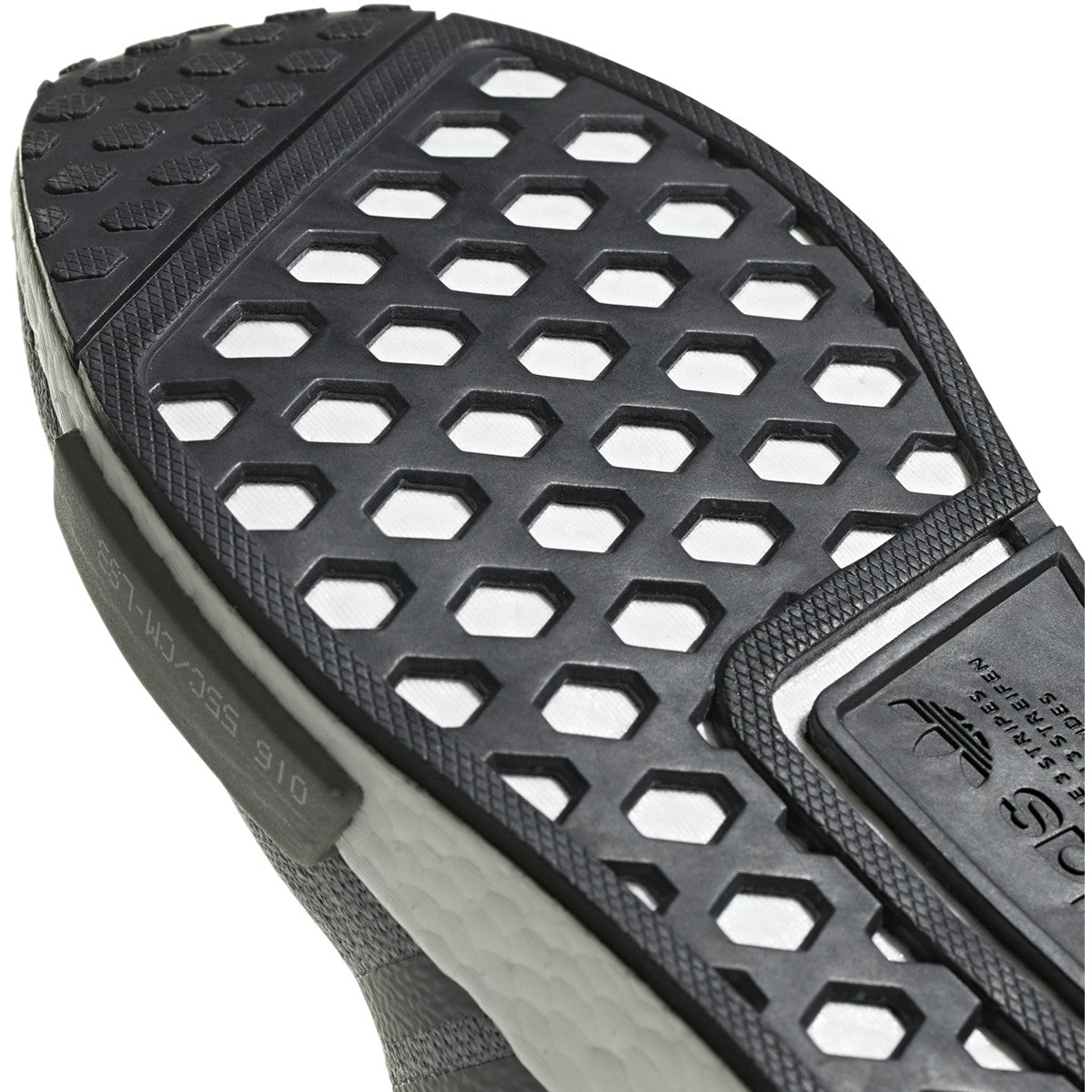 [BD7742] Mens Adidas NMD_R1
