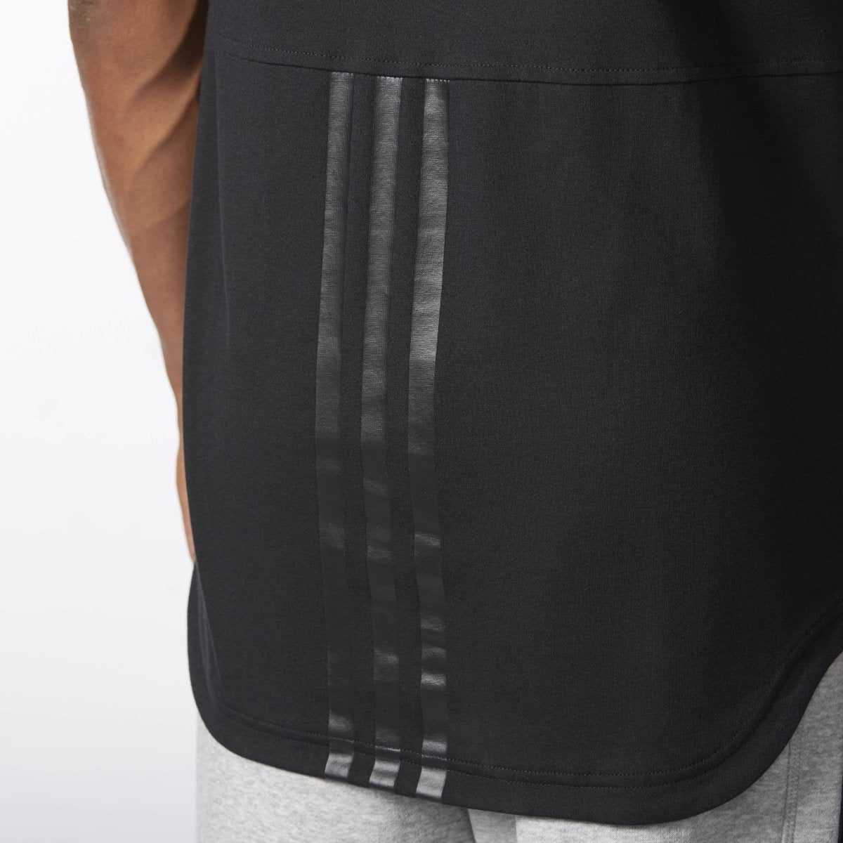 [BQ1543] Mens Adidas Essential Droptail 3 Stripe Tee