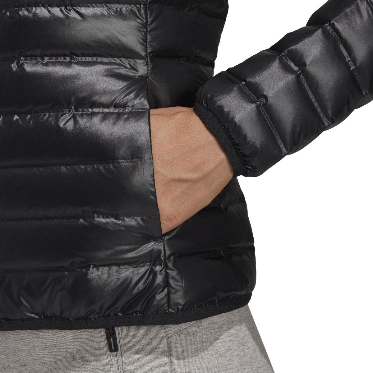 [BQ1982] Womens Adidas Varilite Jacket