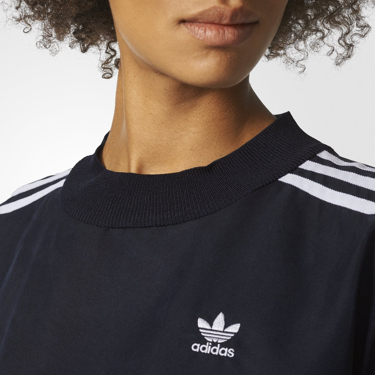 [BR4432] Womens 3 Stripe Sweater