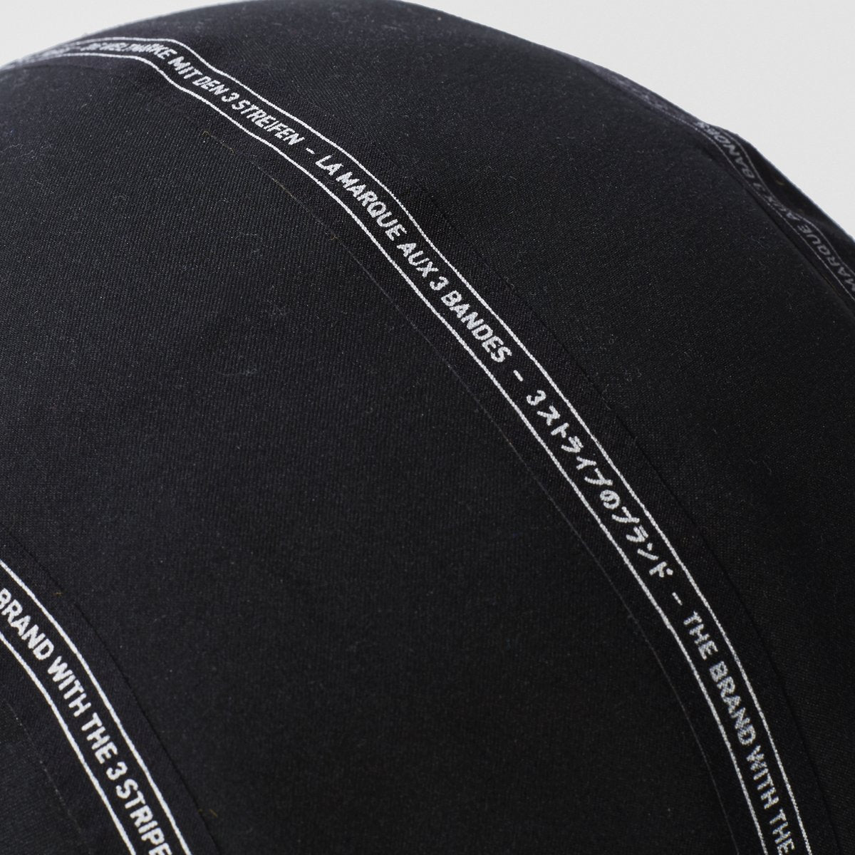 [BR4689] Originals NMD Cap