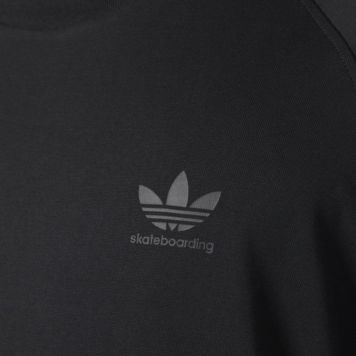 [BR5002] Mens Adidas California 2.0 Tee