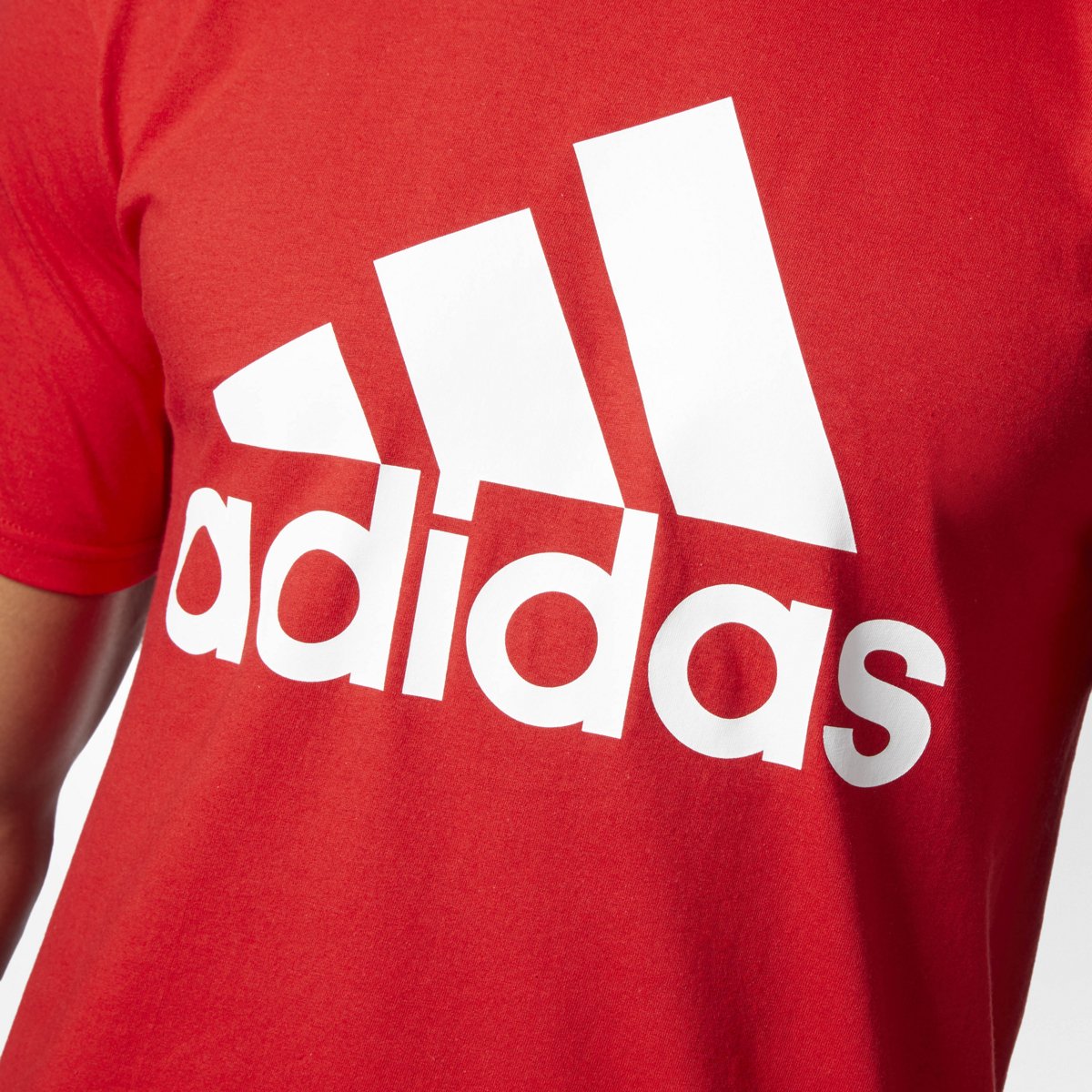 [CD7939] Badge of Sport Tee