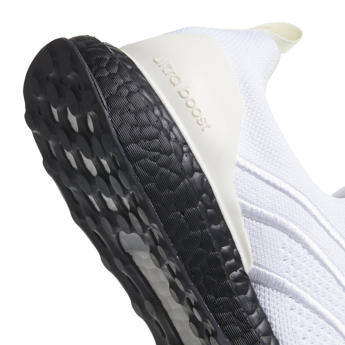 [CM7886] Womens Ultraboost Uncaged