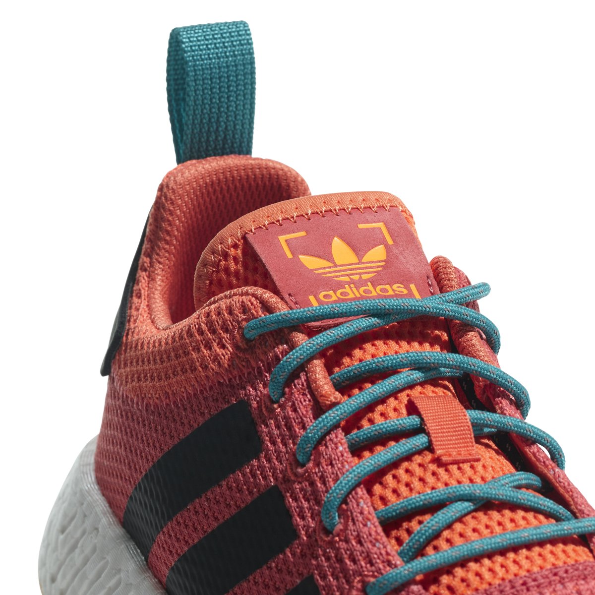 [CQ3081] Mens Adidas Nmd_R2 Summer