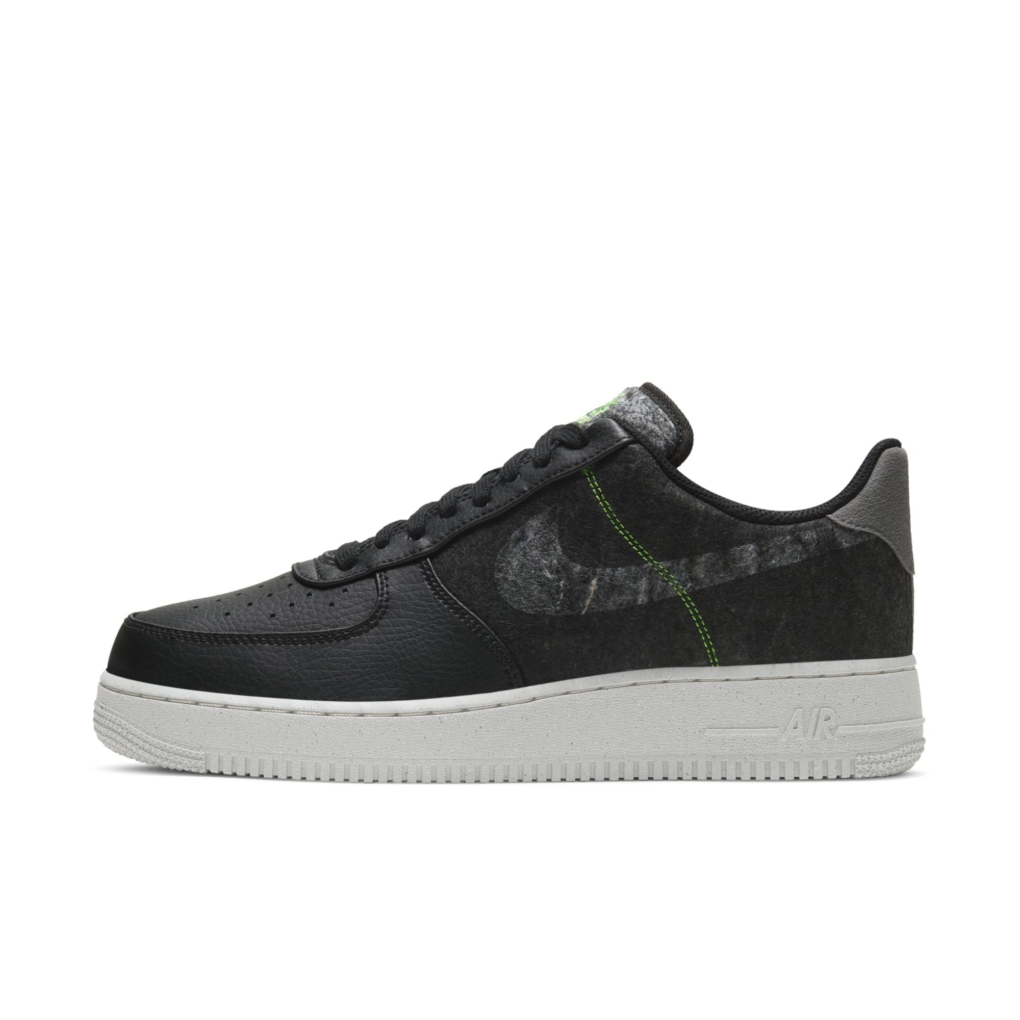 [CV1698-001] Mens Nike Air Force 1 '07 LV8