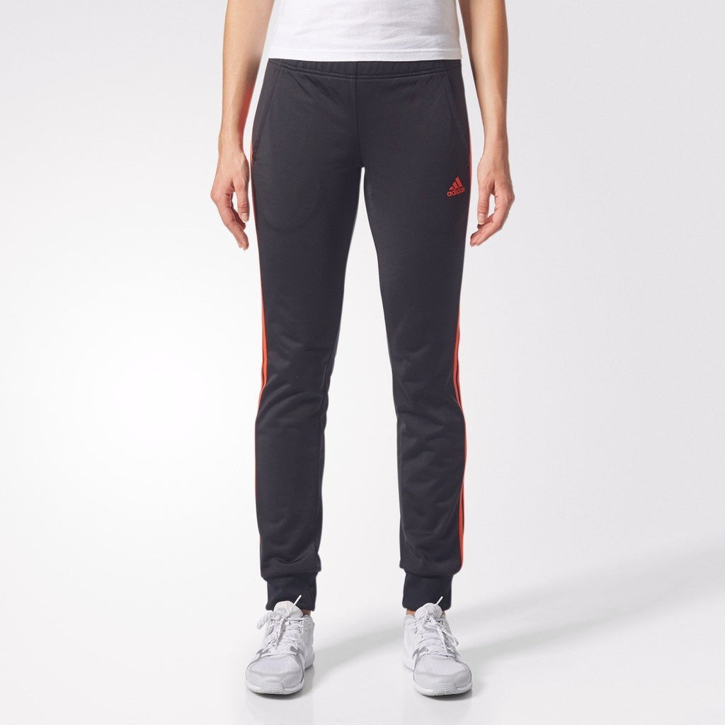 [CV7713] Womens Design2Move Cuffed Pant