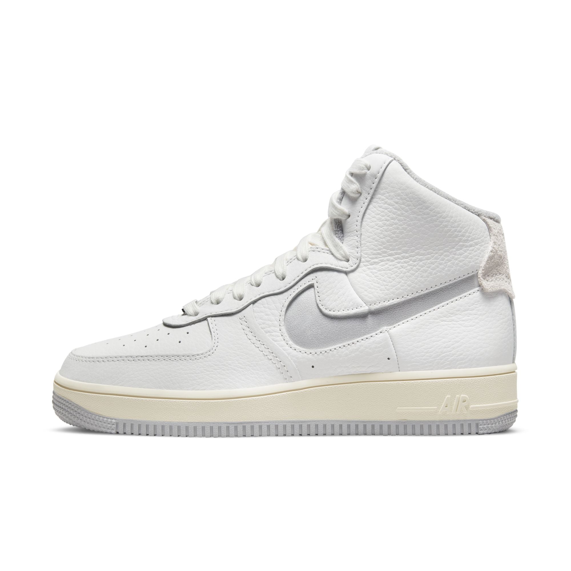 [DC3590-101] Womens Nike Air Force 1 High Sculpt (W)