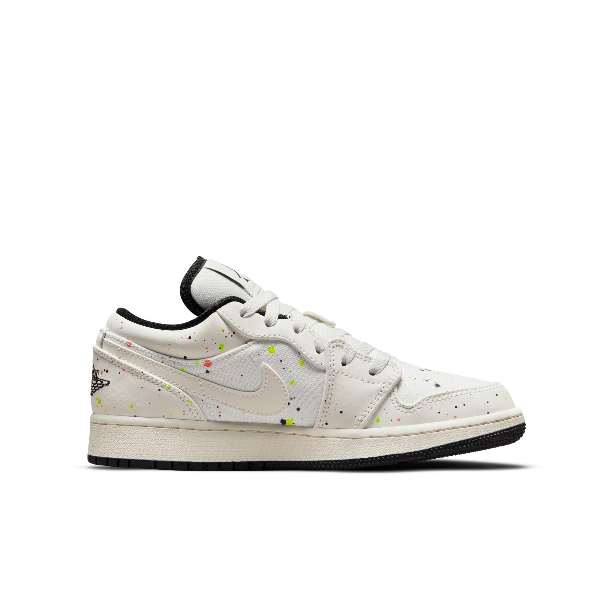 [DH3295-100] Youth Air Jordan 1 Low SE (GS)